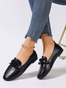 2025年秋季女士黑色扣环低帮通勤舒适平底鞋情人节 - 黑色 - 查看 4