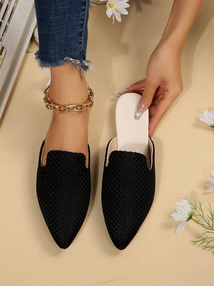 Black flat shoes outfit best sale