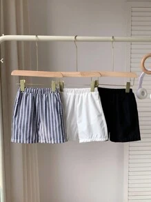 SHEIN 3 Stücke/set Junge Jungen Lässig Sportlicher Streetstyle Süße Ferien Weiße Bequeme Shorts, Gestreifte Shorts Und Schwarze Shorts, Geeignet Für Den Täglichen Gebrauch, Schulen, Reisen, Sport Im Frühling Und Sommer