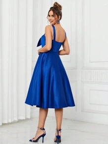 SHEIN Belle 优雅迷人的女人钴蓝色宽肩带复古方领前胸蝴蝶结细节高腰A形卷伞形下摆节日季婚礼季复活节母亲节音乐节毕业季返校季舞会下午茶约会派对鸡尾酒会礼服，半正式礼服 - 藍色 - 查看 4