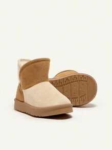 Cozy Pixies 男孩卡其色撞色時尚和舒服的雪地靴適用於保持溫暖