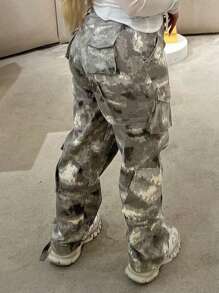 Women's Camouflage Print Multi-Pocket Cargo Pants - Green - View 2