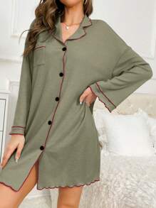 女士撞色滚边家居休闲连衣裙，前开襟纽扣设计，舒适保暖，适合秋冬季节，宽松睡裙