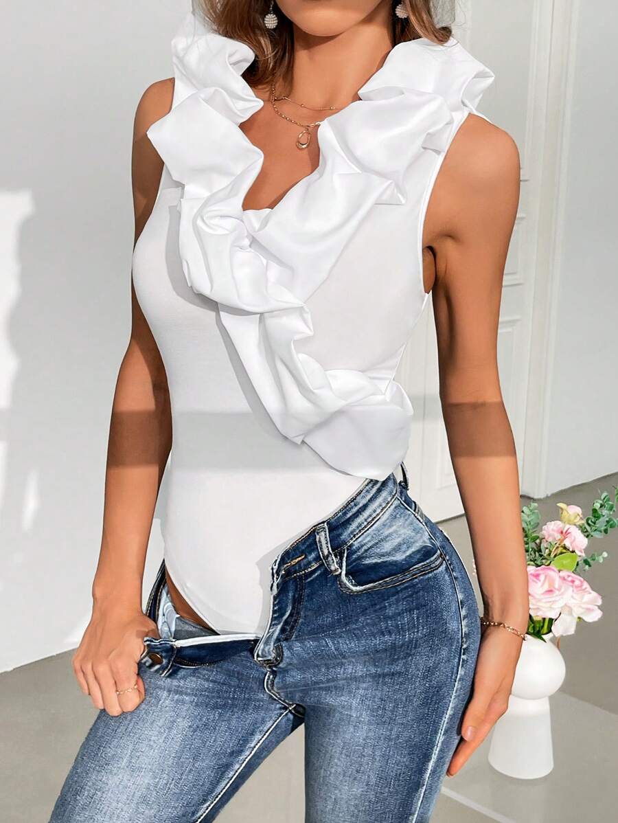 SHEIN Privé 女士優雅浪漫誇張荷葉邊V領連體衣 - 白色 - 查看 1