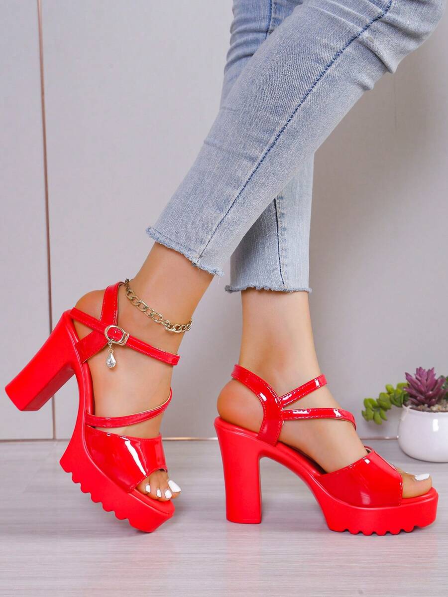 Nuevas sandalias de tacón alto para mujer, sandalias de plataforma impermeables rojas de tacón grueso con hebilla de correa de tobillo para el verano - Rojo - Ver 1