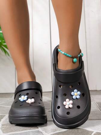 Floral Lightweight Ladies Sweet Waterproof Plastic Two-Wearing Thick-Bottomed EVA Hollow Shoes