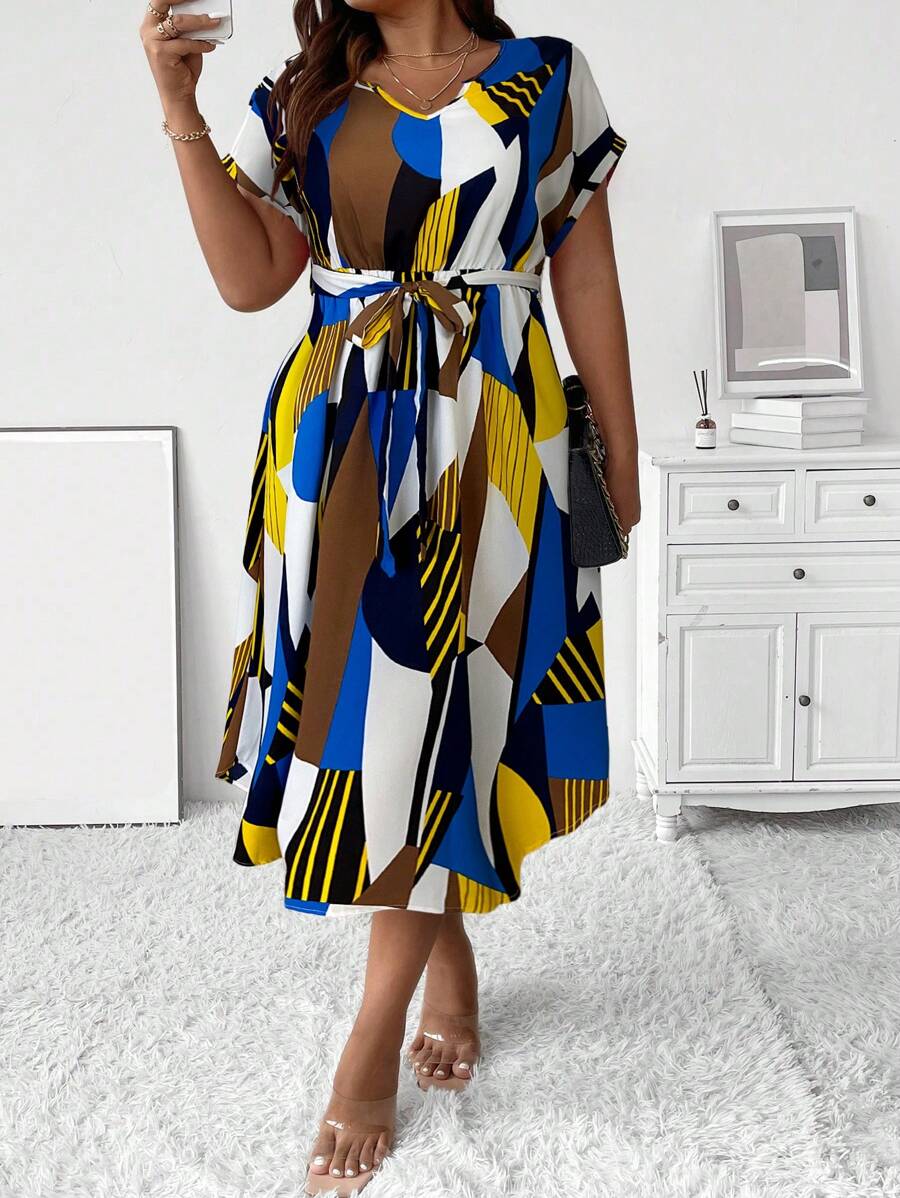SHEIN Clasi Đầm cổ chữ V in họa tiết vòng eo Plus Size - Màu xanh lam - Xem 1