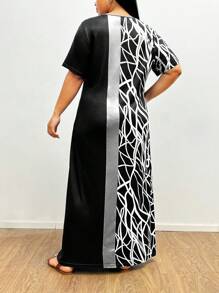 SHEIN LUNE Plus Size V-Neck Loose Casual Daily Wear Short Sleeve Dress With Printed And Patchwork Design - Multicolor - View 2
