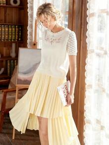 Knit Mix 优雅女士时尚针织法式通勤T恤，刺绣装饰，短袖镂空常规版型休闲上衣，简约复古返校秋冬服装，适合圣诞节、感恩节和新年等场合。