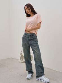 Dazy Designer Women's Vintage Washed Loose Straight Leg Jeans - Blue - View 2