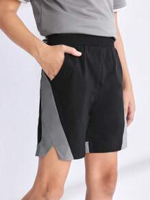 SHEIN 兒童男生拼色極簡休閒運動服裝 - 黑色 - 查看 1