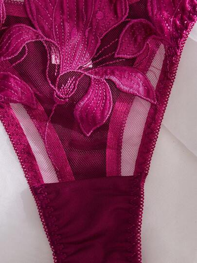 Esselle Women Verleidelijke Geborduurde Flower Underwear Set, Pieces Underwire BH Slipje Lingerie Set view 5