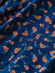 SHEIN Clasi Đầm đi nghỉ tay cổ vuông in hình cỡ lớn cho mùa hè - Màu xanh lam - Xem 3