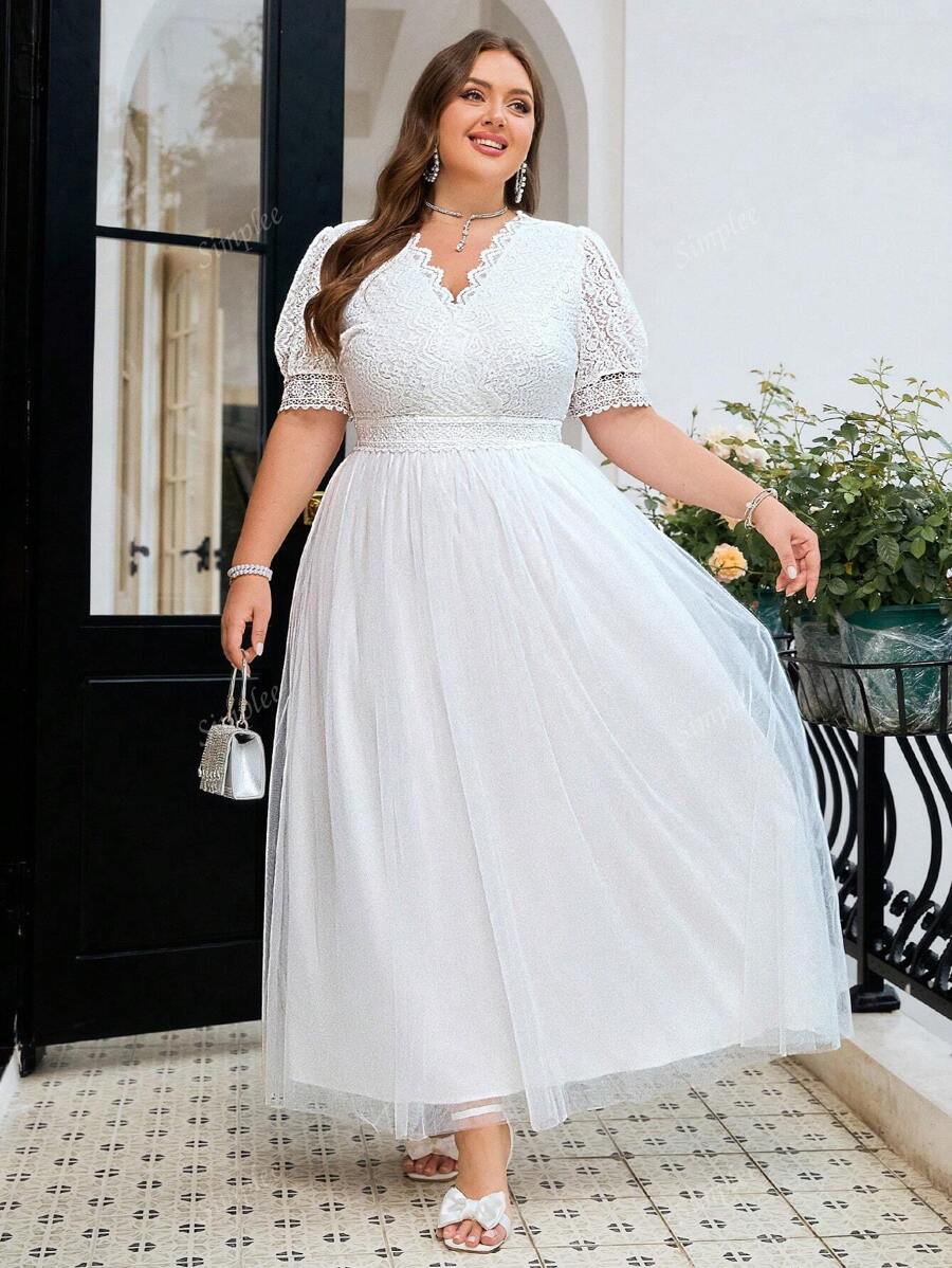 Simplee Plus Size Women's Lace Patchwork Floral Trim V-Neck Elegant Puff Sleeve Long Wedding Dress