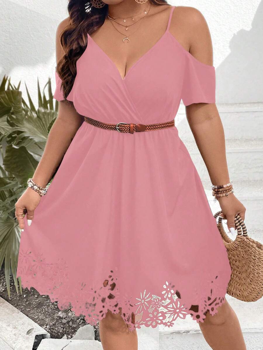 SHEIN Privé Plus Size Women's Summer Solid Color Open Shoulder Short