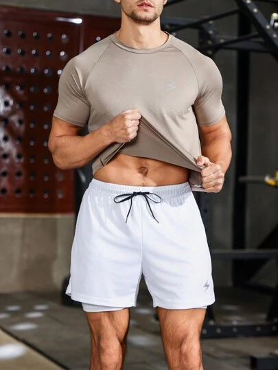 Manfinity Sport Corelite 男友风男士短袖插肩T恤和抽绳腰短裤运动套装健身健身套装