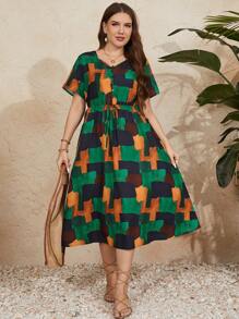 SHEIN LUNE 大尺碼女裝夏季幾何印花腰帶短袖長款休閒簡約裙 - 彩色 - 查看 1