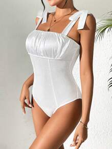 SHEIN Privé Tạp chí đám cưới Thanh lịch và lãng mạn Thắt nơ vai phía trước Satin Bảng chắp vá Xếp li Bộ đồ liền thân dệt kim màu trắng - trắng - Xem 6