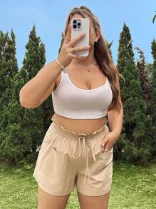 SHEIN EZwear Women Plus Size Ruffle Waist Solid Color Shorts
