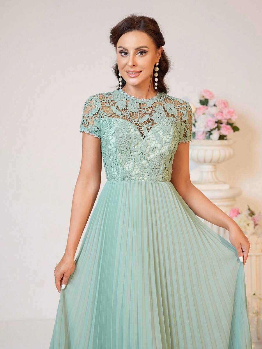 SHEIN Belle Elegant, Romantic, Graceful, Dignified, Cute, Sweet, Charming And Fashionable Women. Mint Green Chiffon Splicing, Exquisite Lace, Round Neck, Lace Decoration, Half Sleeves With Breast Pads, Push-Up Breast Shape, Anti-Exposure, High Waist, Pleated A-Line Hem Midi Dress, Suitable For Vacation, Travel And Wedding Waves. Ice Palace Style Seaside Wedding Outdoor Wedding Lawn Wedding Formal Wedding Bridesmaid Dress - Green - View 1