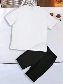 SHEIN LUNE 親子裝豹紋心形圖案簡約圓領短袖T卹，適合夏季，適中大小女士兩件套愛心外出裝扮 - 黑與白 - 查看 3