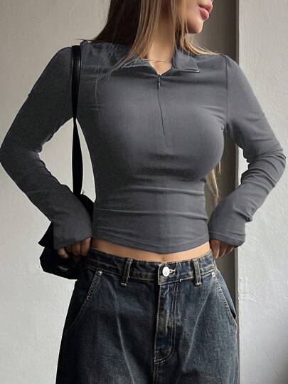 DAZY Camiseta de manga larga ajustada y corta informal, ropa de otoño