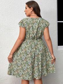 SHEIN Holidaya 大码夏季度假连衣裙，带有碎花印花、荷叶边下摆和收腰 - 綠色 - 查看 2