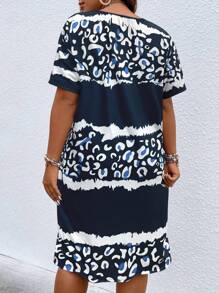 EMERY ROSE 大碼女性夏季豹紋短袖V領休閒簡約連衣裙 - 寶藍色 - 查看 2