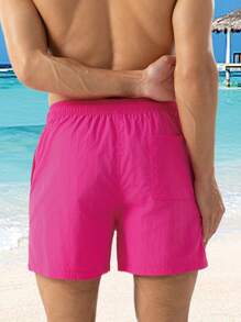 Manfinity Nam màu trơn Đơn giản Quần short đi biển - Màu Hồng Tươi - Xem 2