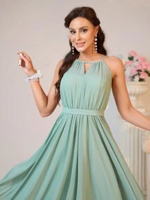 SHEIN Belle Elegante y atmosférico vestido verde judía con cuello halter, fruncido en la cintura alta, efecto estilizador, corte asimétrico en A, versátil para bodas formales, eventos, al aire libre, jardín o interior, vestido de dama de honor (adulto) - verde menta - Ver 2