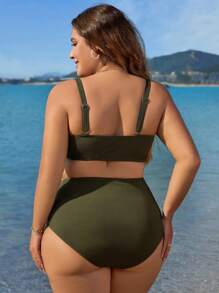 SHEIN Swim Curve Summer Beach Plus Size Solid Color Ruched Bra & Bikini Set Bottom Beach Two-Piece Bikini Set