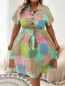 SHEIN LUNE 女士彩色印花腰帶裝飾大尺碼連衣裙 - 綠色 - 查看 4