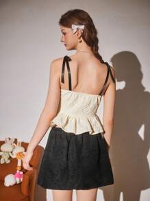 Chiquease Contast Color Padded Racerback Cropped Tank Top For Women, Textured Fabric - Beige - View 3