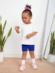 SHEIN Baby Girl Cute And Funny Printed Short Sleeve Top And Shorts Set - Blue - View 4