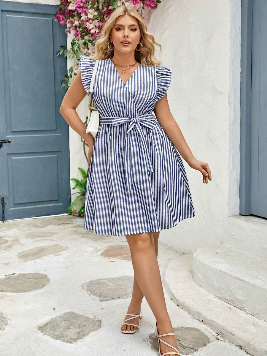 SHEIN Clasi Plus Size Cổ Chữ V Sọc In Mũ Tay Thắt Lưng Thường Ngày Xuân Hè - Xanh và trắng - Xem 1