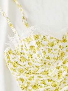 碎花印花蕾丝边文胸和丁字裤套装带钢圈，2 件套，内衣 - 彩色 - 查看 3