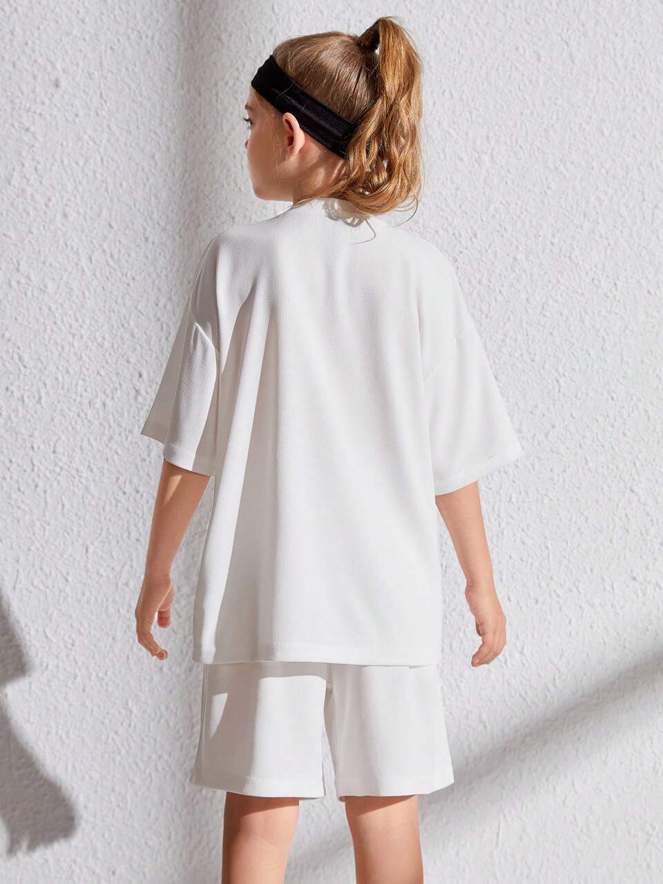 Tween Girl Casual Letter Printed Dropped Shoulder T-Shirt And Shorts Sport Suit