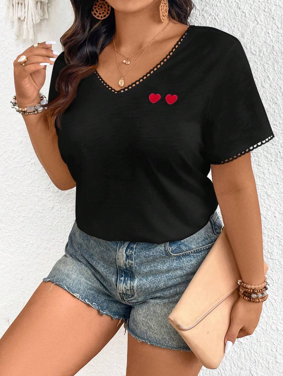 SHEIN Frenchy 大码波西米亚风 V 领爱心印花夏季休闲短袖 T 恤