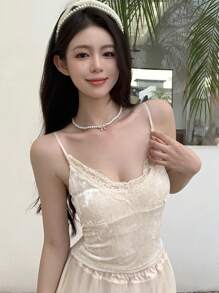 DAZY Women Solid Color Lace Splice Casual Daily Simple And Pure Camisole