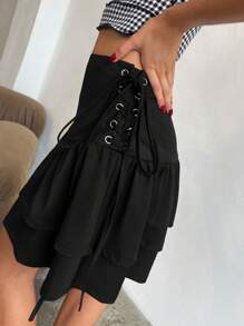 SHEIN Privé Falda de verano de moda para mujeres con cinturón de lazo cruzado lateral y dobladillo con volantes