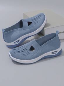 STEPREACH Women Casual Sports Shoes, Comfortable, Breathable, Lightweight And Stylish