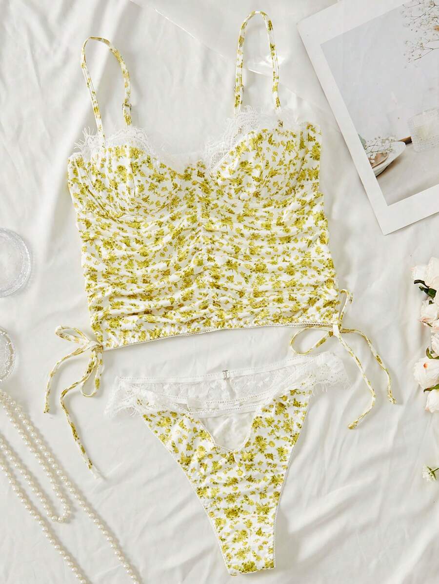 碎花印花蕾丝边文胸和丁字裤套装带钢圈，2 件套，内衣 - 彩色 - 查看 1