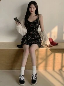 DAZY Đầm maxi hoa nhí xếp ly vai có dây đeo và thắt lưng cho nữ mùa hè, đầm Milkmaid, trang phục đi nghỉ mát xếp nếp cho nữ, trang phục du lịch cho nữ, đầm cocktail lễ Phục sinh. - màu đen - Xem 2