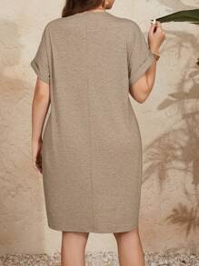 Plus Size Women Solid Color Simple V-Neck Short Sleeve Dress - Khaki - View 2