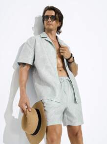 Manfinity Men Solid Color Simple Beach Short Sleeve Shirt And Shorts Set,Hawaiian