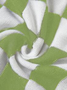 SHEIN Essnce Chaqueta de punto de manga larga con cuello en v tejida a cuadros de dos colores