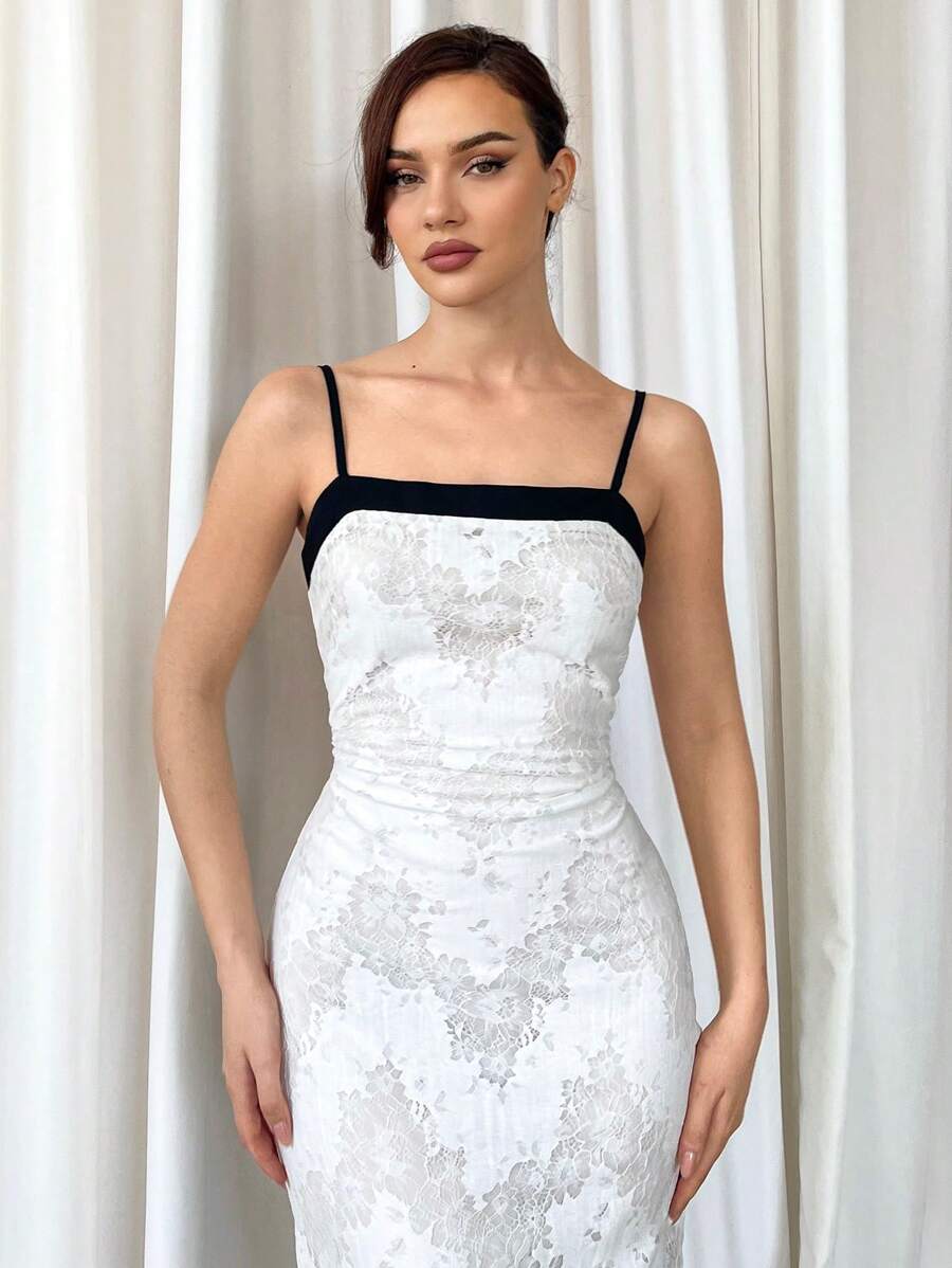 Aloruh Elegant Long Lace Dress For Wedding Season With Color Block And Open Back - White - View 1