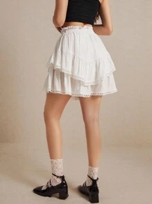 Poéselle Summer High-Waisted Ruffled Hem Skirt With Spliced ​​Lace, Suitable For Summer Vacation - White - View 3