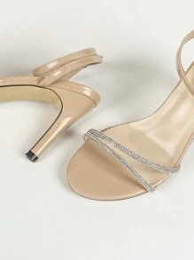 Nuovi sandali con tacco alto da donna alla moda, punta appuntita, cinturino alla caviglia, sandali stiletto, scarpe da festa di grandi dimensioni, scarpe glitter