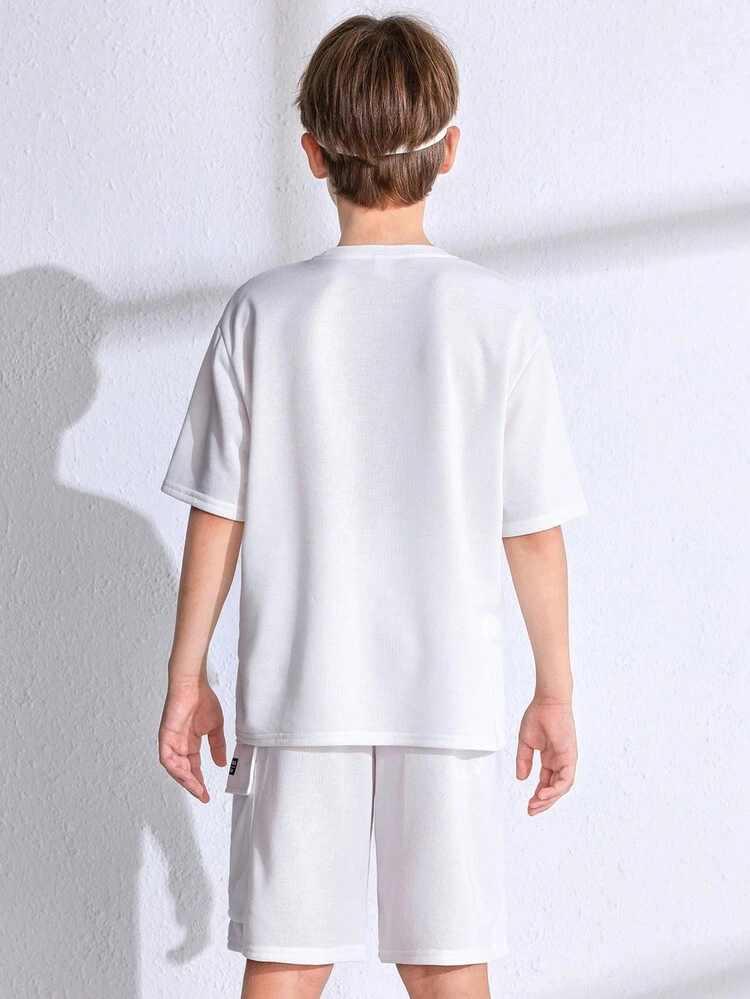 Tween Boy Casual Korean Style Patch Round Neck Pullover Short Sleeve Loose T-Shirt And Short Knitted Two-Piece